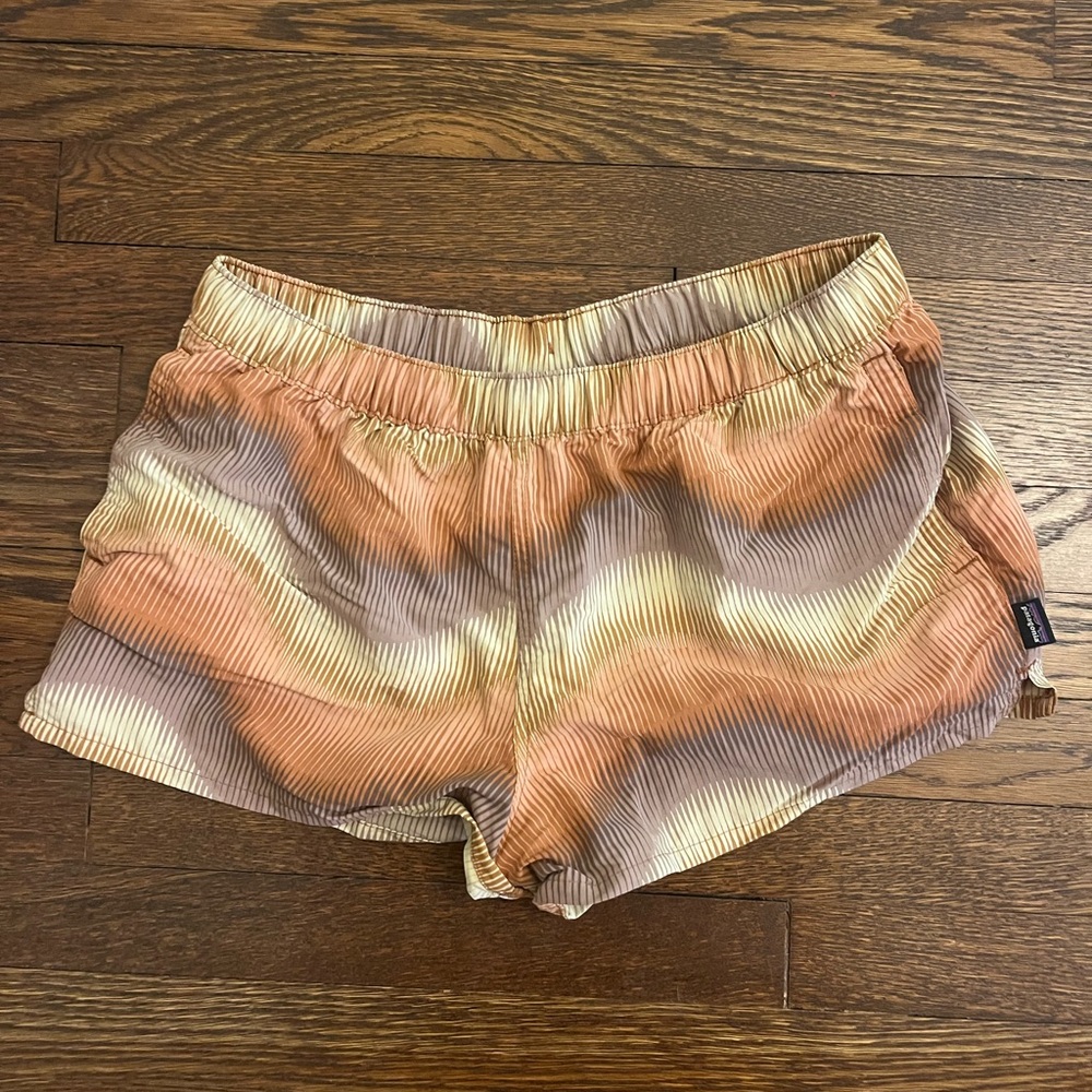 Patagonia Women's Orange and Cream Athletic Shorts